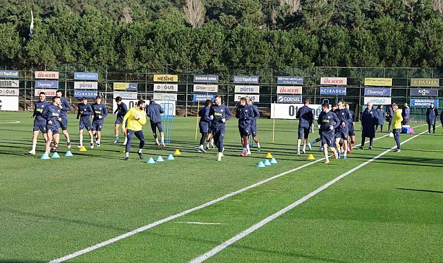 Fenerbahçe, Rangers maçı hazırlıklarını tamamladı