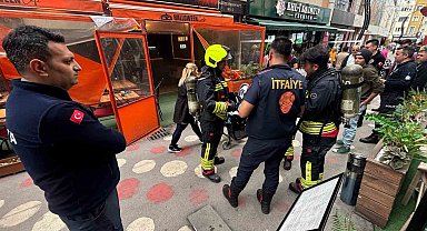 Fritöz az kalsın kafeyi yakıyordu