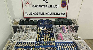 Gaziantep'te 3 milyon TL değerinde kaçak taklit saat ele geçirildi