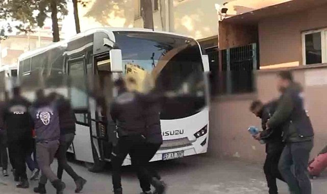 Gaziantep'te örgütlü olarak dolandırıcılık yaptığı belirlenen 39 şüpheli yakalandı