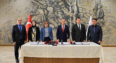 Gaziantep'te "Sağlıklı Yaşam, Bağımlılıkla Mücadele ve İzleme Merkezi" protokolü imzalandı