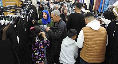 Gaziantep'te Ramazan'ın son günü alışveriş yoğunluğu had safhaya çıktı