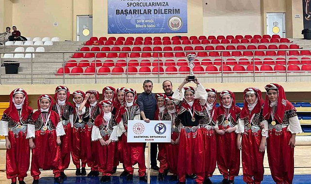 Gazimihal Ortaokulu Halk Oyunları Ekibi, il birincisi oldu