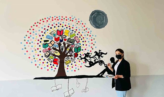 Geçirdiği kaza sonrası okullarda çizdiği resimlerle hayata tutundu