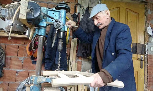 Geleneksel ahşap sandalyenin Giresun'daki son temsilcisi