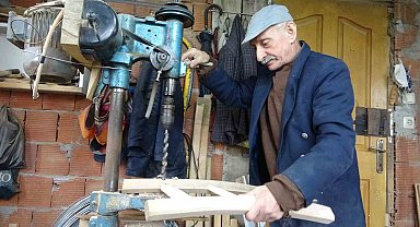 Geleneksel ahşap sandalyenin Giresun'daki son temsilcisi