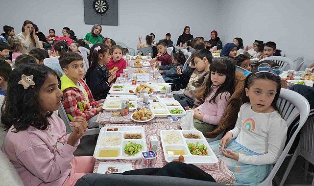 Geleneksel çocuk iftarı ve şenlikleri coşkuyla gerçekleşti