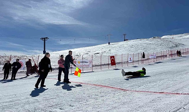 Geleneksel Kızak Türkiye Şampiyonası, Erciyes Kayak Merkezi'nde yapıldı