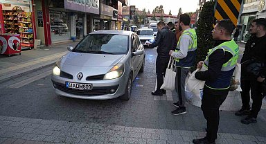 Gençlerden "İftara Beş Kala" etkinliği