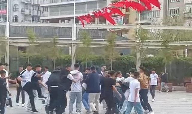 Gençlerin kavgası ortalığı karıştırdı: 1 yaralı
