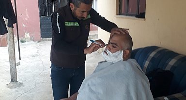 Germencik Belediyesi'nden yaşlı ve engellilere bayram tıraşı