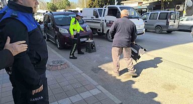 Gönen'de kaldırım ve park alanları işgallerine denetim
