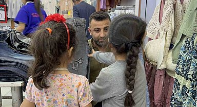 Gönüllü öğretmenler 800 depremzede ve yetim çocuğa bayram sevinci yaşattı