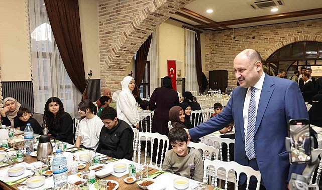 Gülpınar yetim çocuklarla iftar açtı