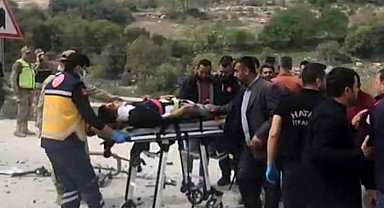 Hafriyat kamyonu ile otomobil çarpıştı: 1 ölü, 1 ağır yaralı