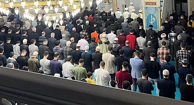 Hakkari'de Osmanlı'dan kalma bir gelenek olan Enderun Usulü teravih namazı kılındı
