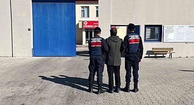 Hapis cezası ile aranan şahsı jandarma yakaladı