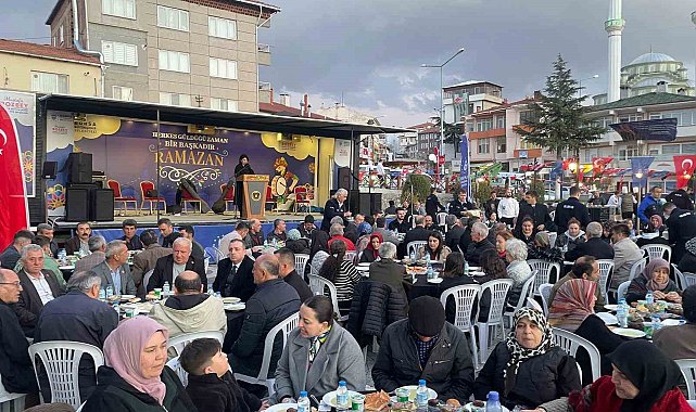 Harmancık'ta iftar bereketi