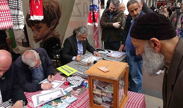 Hat sanatı ile Gazze'ye yardım topladılar