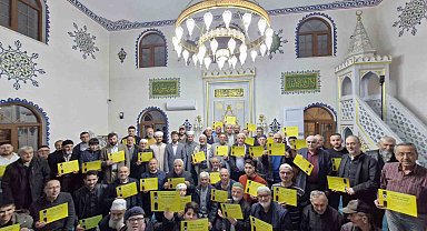 Hatimle teravihe katılan cemaate başarı belgesi