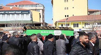 Hayatını kaybeden belediye personeli defnedildi