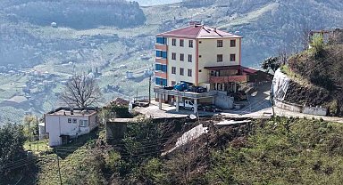 Heyelan mahalleyi tehdit ediyor