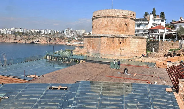 Hıdırlık Kulesi'nde heyecan verici arkeolojik keşif