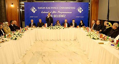 HKÜ ailesi geleneksel iftar programında buluştu