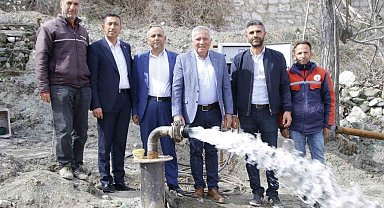 Honaz Belediyesinin sondaj çalışması Bağarası'na can suyu oldu