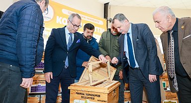 Hükümlülerin ürettiği kovanlar üreticilere dağıtıldı
