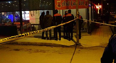 Husumetlisine ateş etti, kahvehanedeki 5 kişiyi yaraladı