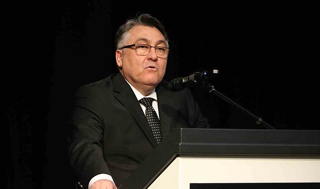 Huzurevi sakinlerinden gençlere taş çıkartan performans