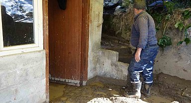 İftar saatinde yaşadıkları heyelanı kıyamete benzettiler