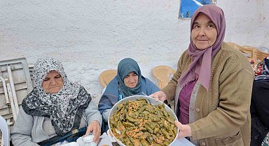 İftar yemeği her akşam bir aileden