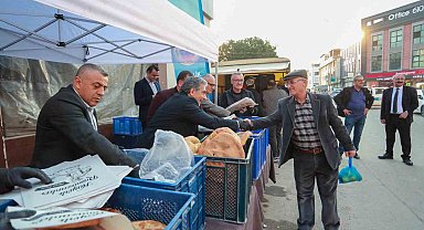 İftarlık pideler Gemlik Belediyesi'nden