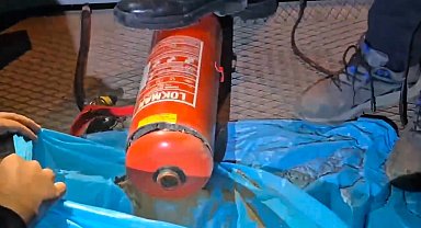 Iğdır'da yangın tüplerine gizlenmiş 11 kilo 150 gram eroin ele geçirildi