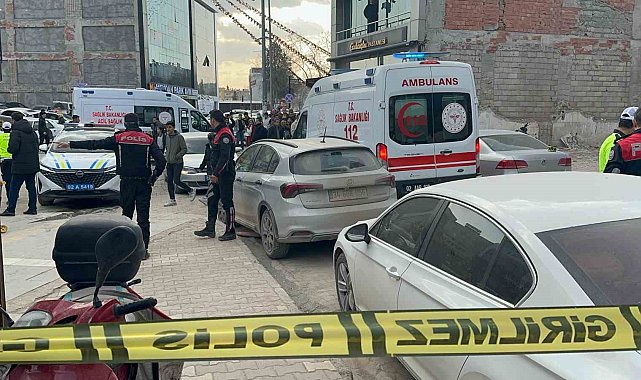 İki grup arasında bıçaklı ve usturalı kavga: 3 yaralı