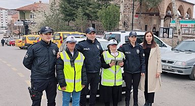İlçenin güvenliği Down sendromlu öğrencilere emanet edildi