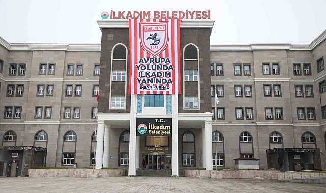İlkadım'dan Samsunspor'a Avrupa yolunda bayraklı destek