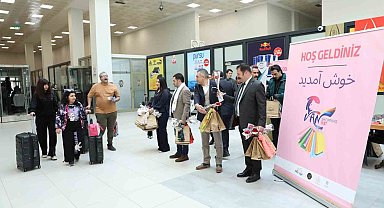 İranlı turistler Van'a akın etti
