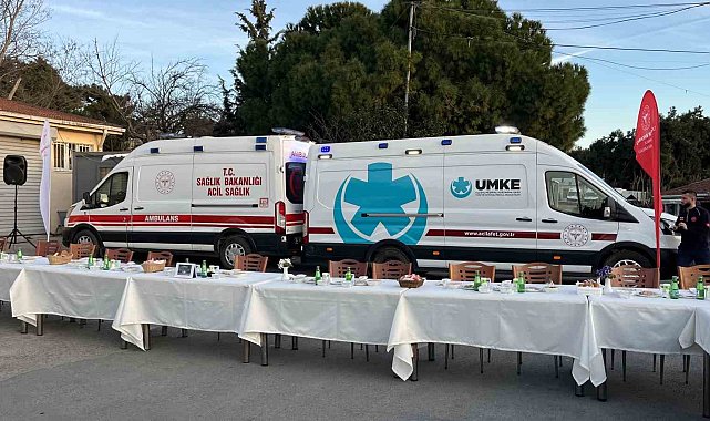 İstanbul İl Sağlık Müdürlüğü'nce 112 Acil Sağlık çalışanlarıyla iftar programı