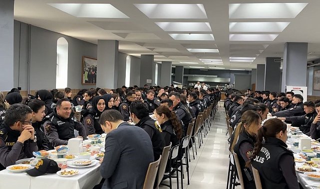İstanbul Valisi Gül, Çevik Kuvvet Şube Müdürlüğünü ziyaret etti