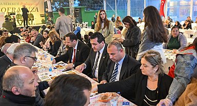 İzmir Bornova'da iftar buluşması