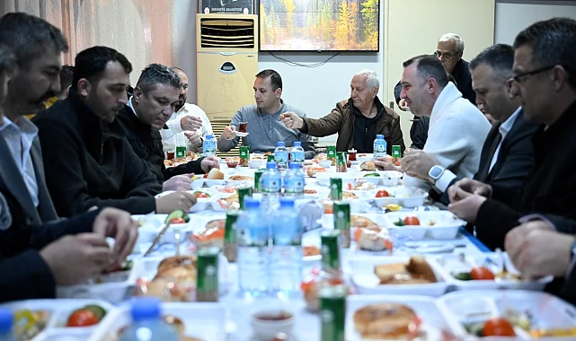 İzmir Bornova'da sahur buluşması