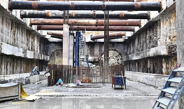 İzmir Buca Metrosu'nda yeni ışık göründü
