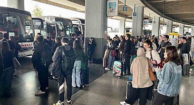 İzmir Otogarı'nda bayram öncesi biletler tükendi, seferler yüzde 70 arttırıldı