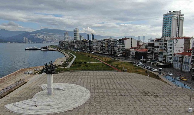 İzmir'in kalbinde bayram sessizliği
