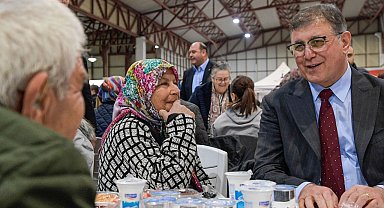 İzmir'de destek ve dayanışmayı büyüyor