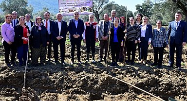 İzmir'de kadın çiftçilere destek