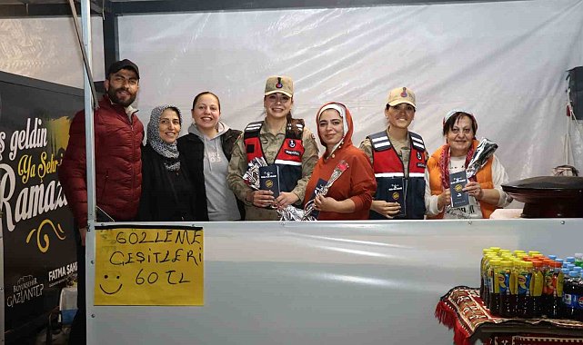 Jandarma ekipleri 8 Mart'ta kadınları unutmadı